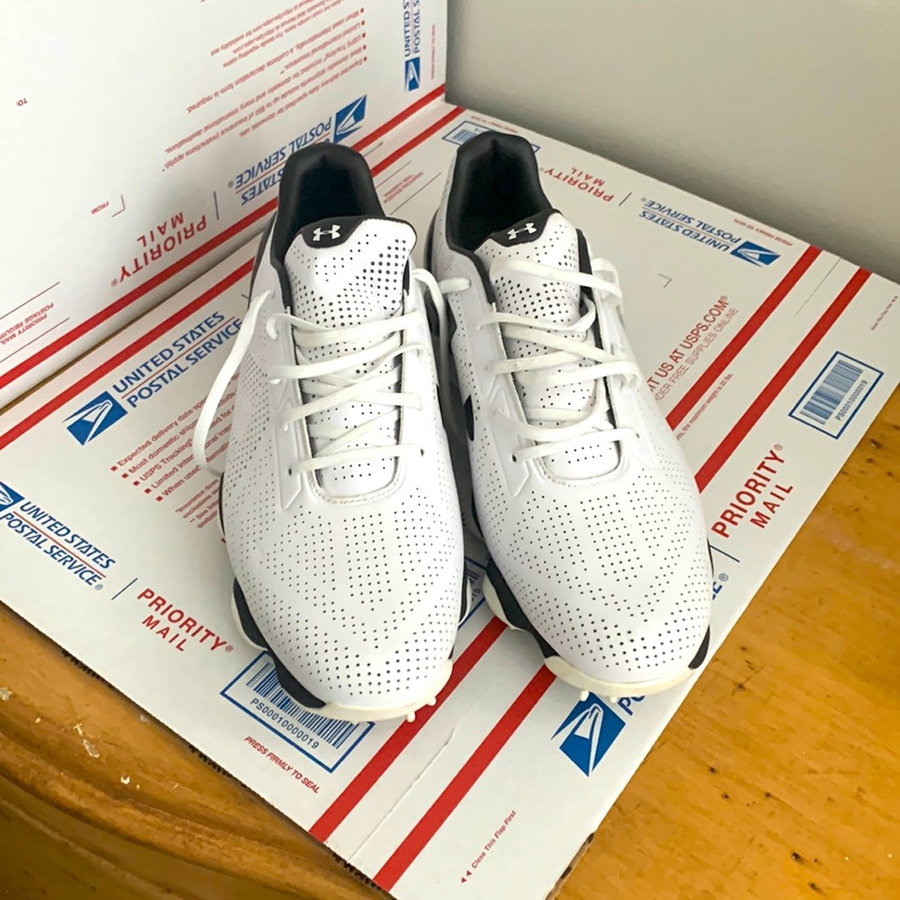 Under Armour Men’s Golf Shoe